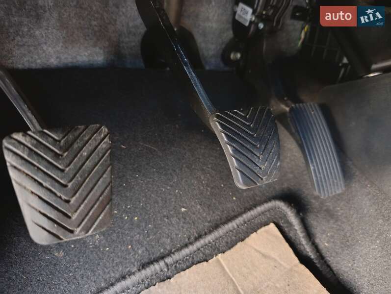 Універсал Kia Ceed 2011 в Луцьку