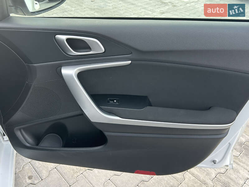 Хетчбек Kia Ceed 2019 в Києві