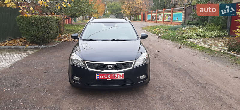 Універсал Kia Ceed 2010 в Чернігові