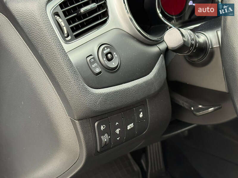 Универсал Kia Ceed 2015 в Луцке