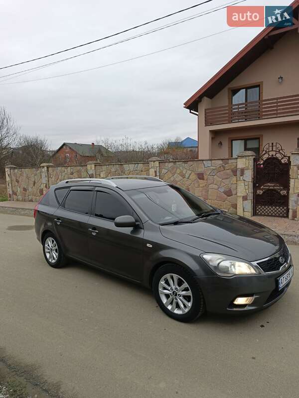 Kia Ceed 2011