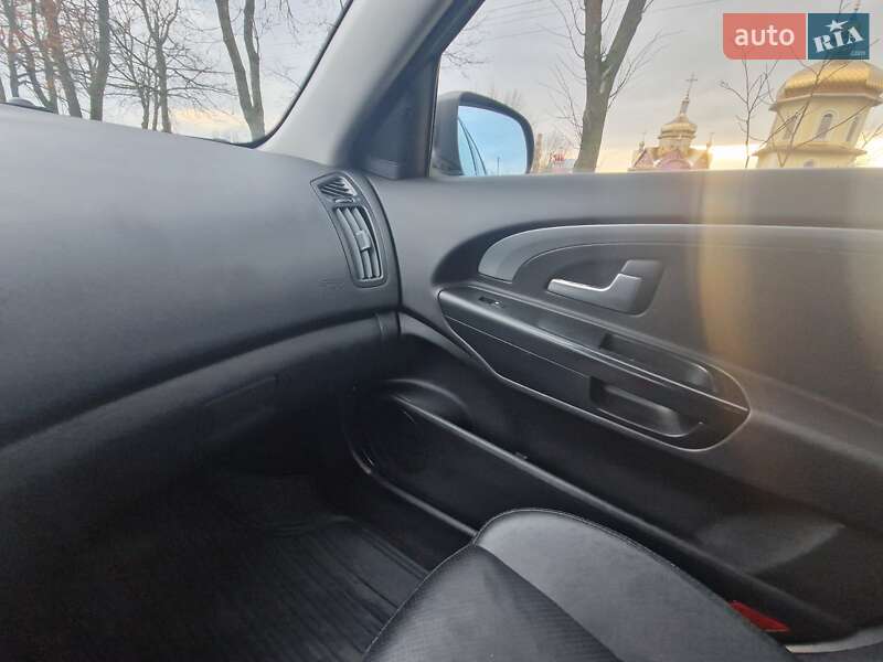 Універсал Kia Ceed 2011 в Коломиї