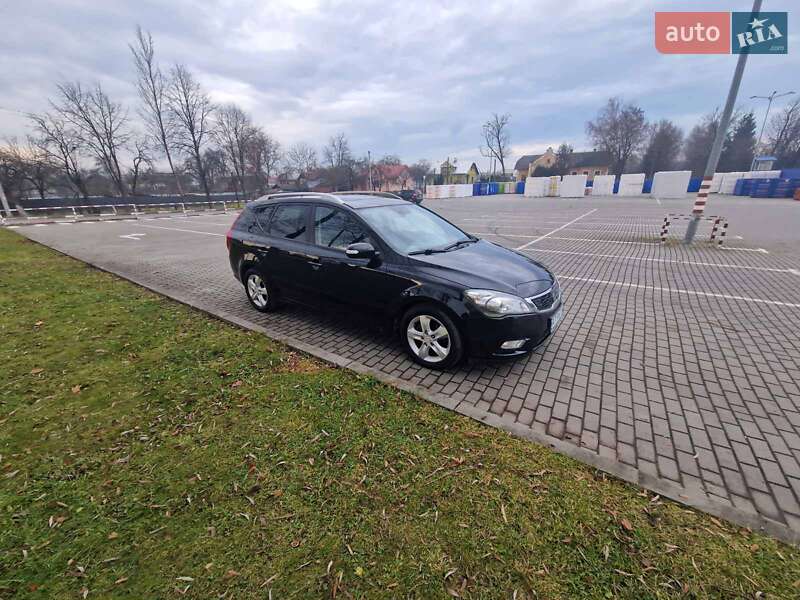Універсал Kia Ceed 2011 в Коломиї