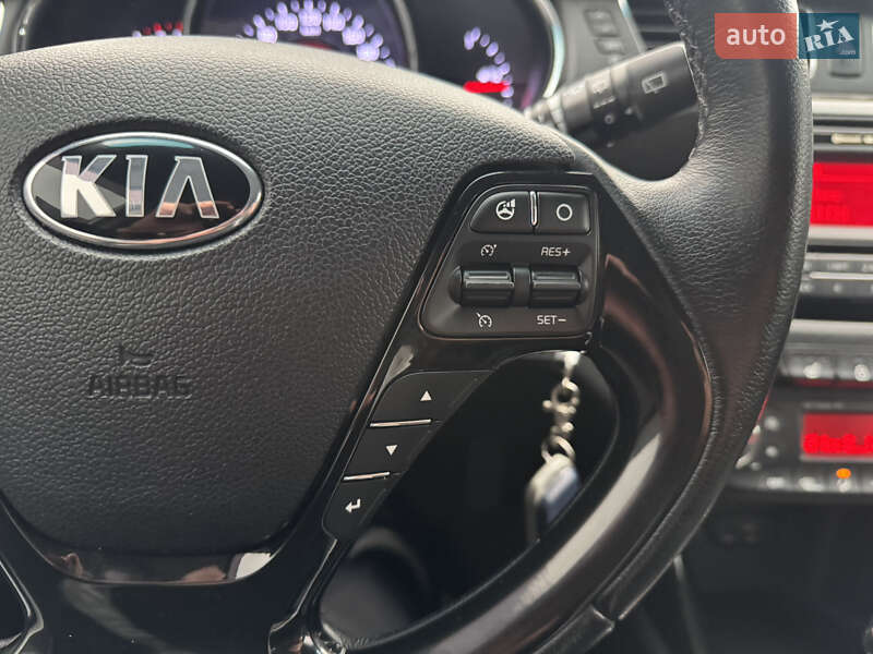 Хетчбек Kia Ceed 2015 в Києві