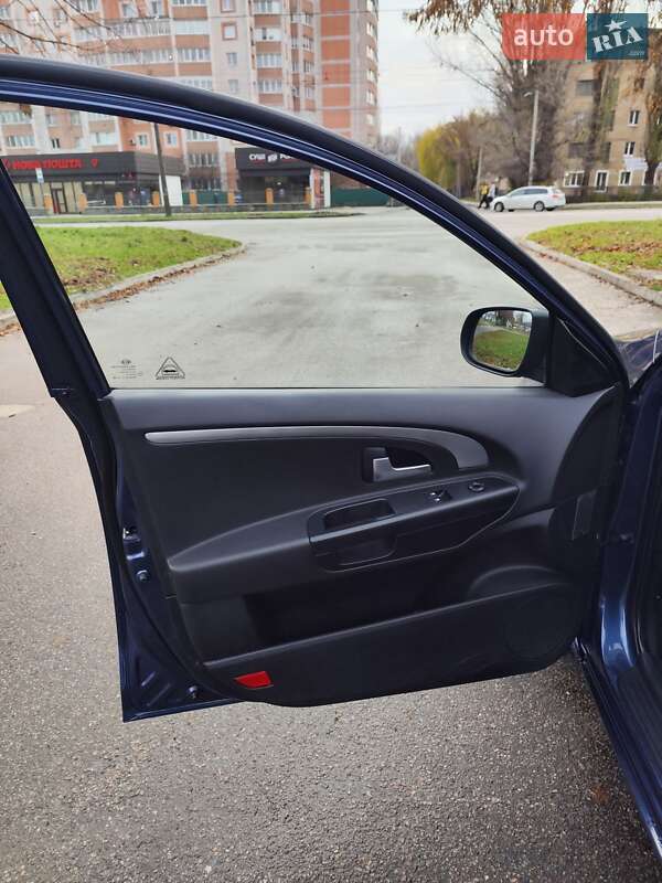 Универсал Kia Ceed 2009 в Белой Церкви фото 16 Универсал Kia Ceed 2009 в Белой Церкви