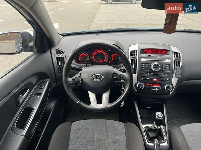 Универсал Kia Ceed 2009 в Вишневом