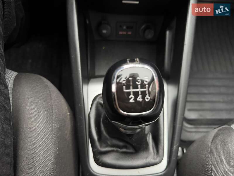 Хэтчбек Kia Ceed 2011 в Виннице