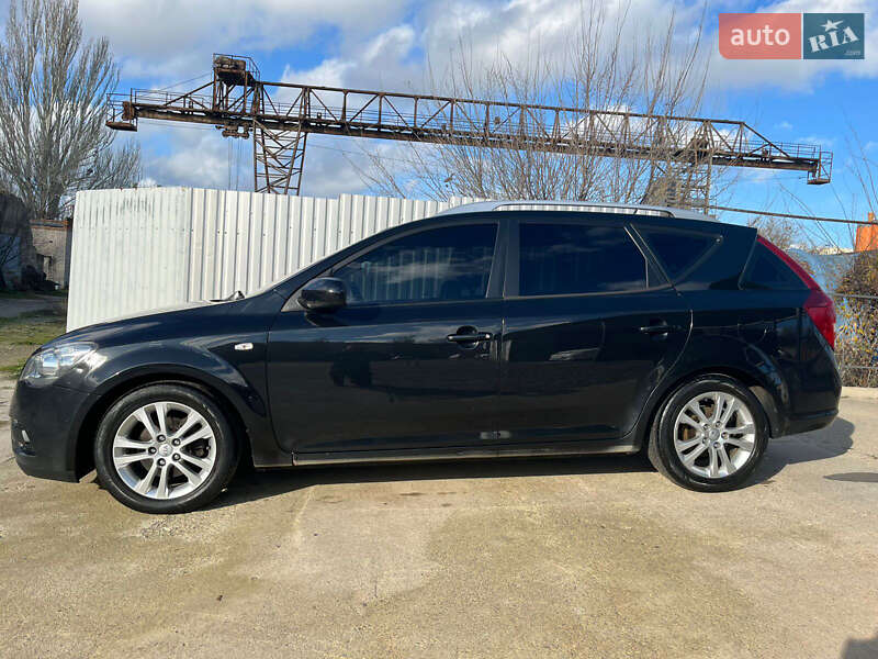 Универсал Kia Ceed 2009 в Николаеве фото 4 Универсал Kia Ceed 2009 в Николаеве