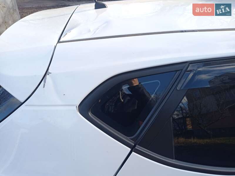 Хэтчбек Kia Ceed 2013 в Кагарлыке фото 6 Хэтчбек Kia Ceed 2013 в Кагарлыке