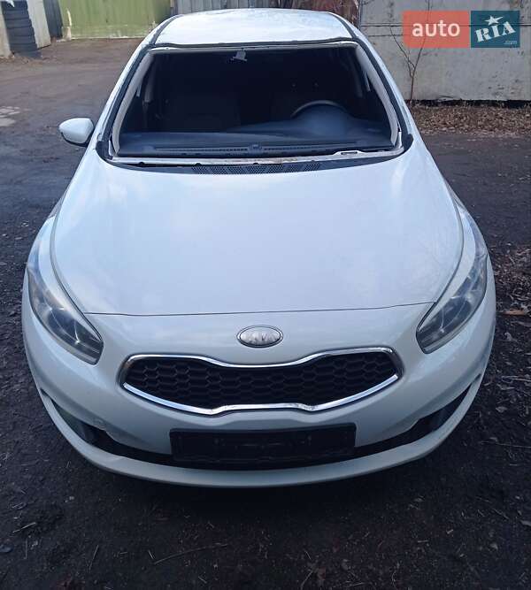 Хэтчбек Kia Ceed 2013 в Кагарлыке фото 15 Хэтчбек Kia Ceed 2013 в Кагарлыке
