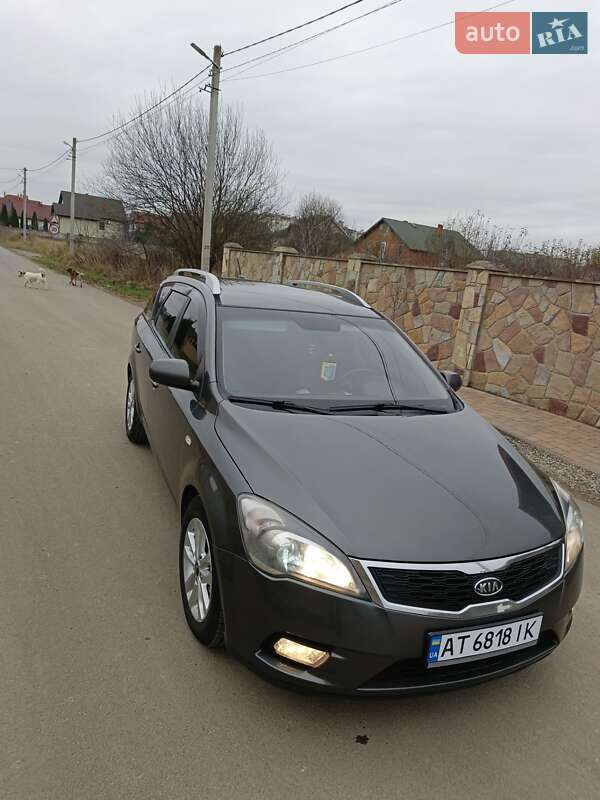 Универсал Kia Ceed 2011 в Ивано-Франковске