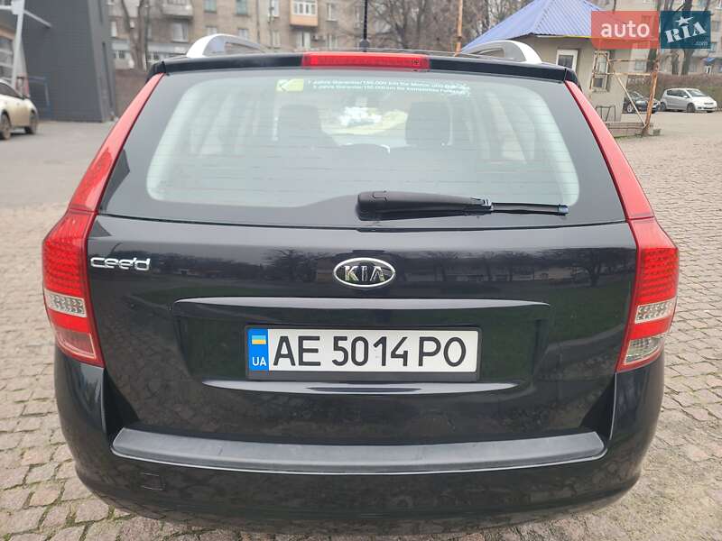 Універсал Kia Ceed 2009 в Кам'янському