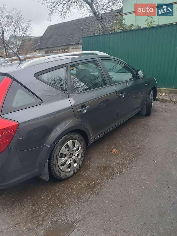 Универсал Kia Ceed 2009 в Белой Церкви фото 2 Универсал Kia Ceed 2009 в Белой Церкви