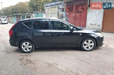 Універсал Kia Ceed 2012 в Житомирі