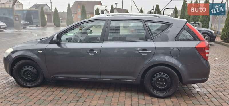 Универсал Kia Ceed 2008 в Рафаловке