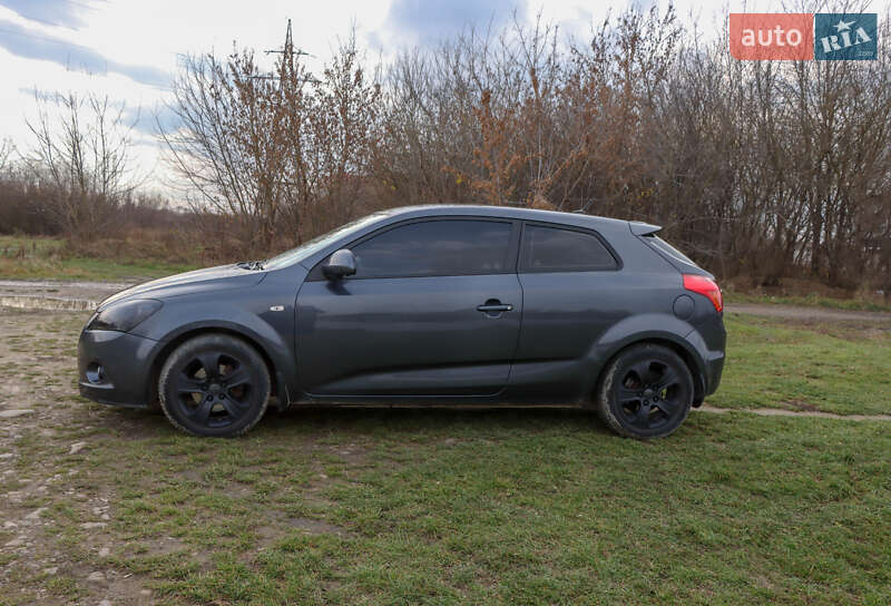 Хэтчбек Kia Ceed 2008 в Ивано-Франковске