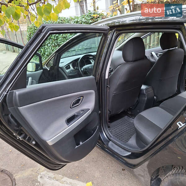 Универсал Kia Ceed 2013 в Херсоне фото 11 Универсал Kia Ceed 2013 в Херсоне