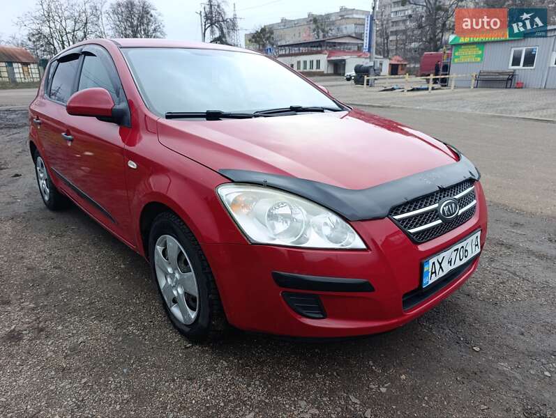 Хэтчбек Kia Ceed 2007 в Знаменке фото 2 Хэтчбек Kia Ceed 2007 в Знаменке