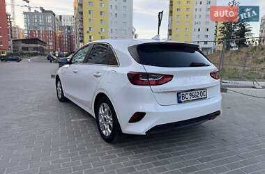 Хэтчбек Kia Ceed 2022 в Львове