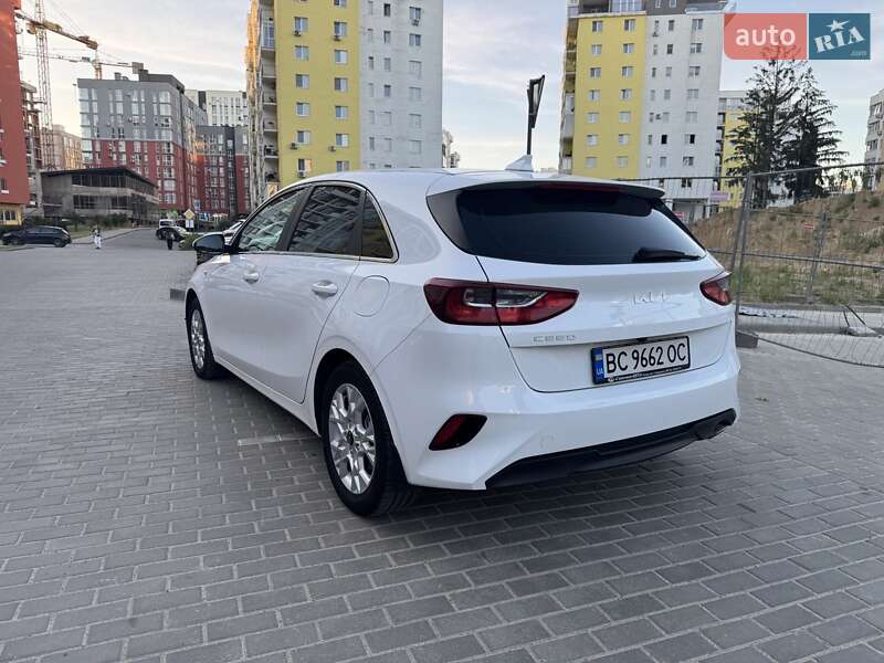 Хэтчбек Kia Ceed 2022 в Львове