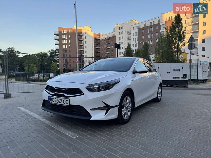 Хэтчбек Kia Ceed 2022 в Львове