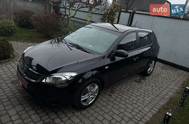 Хетчбек Kia Ceed 2010 в Ковелі