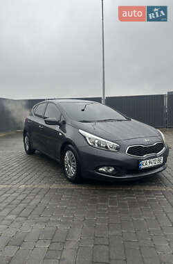 Хэтчбек Kia Ceed 2013 в Мукачево
