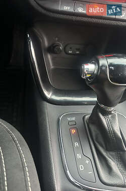 Хэтчбек Kia Ceed 2013 в Мукачево