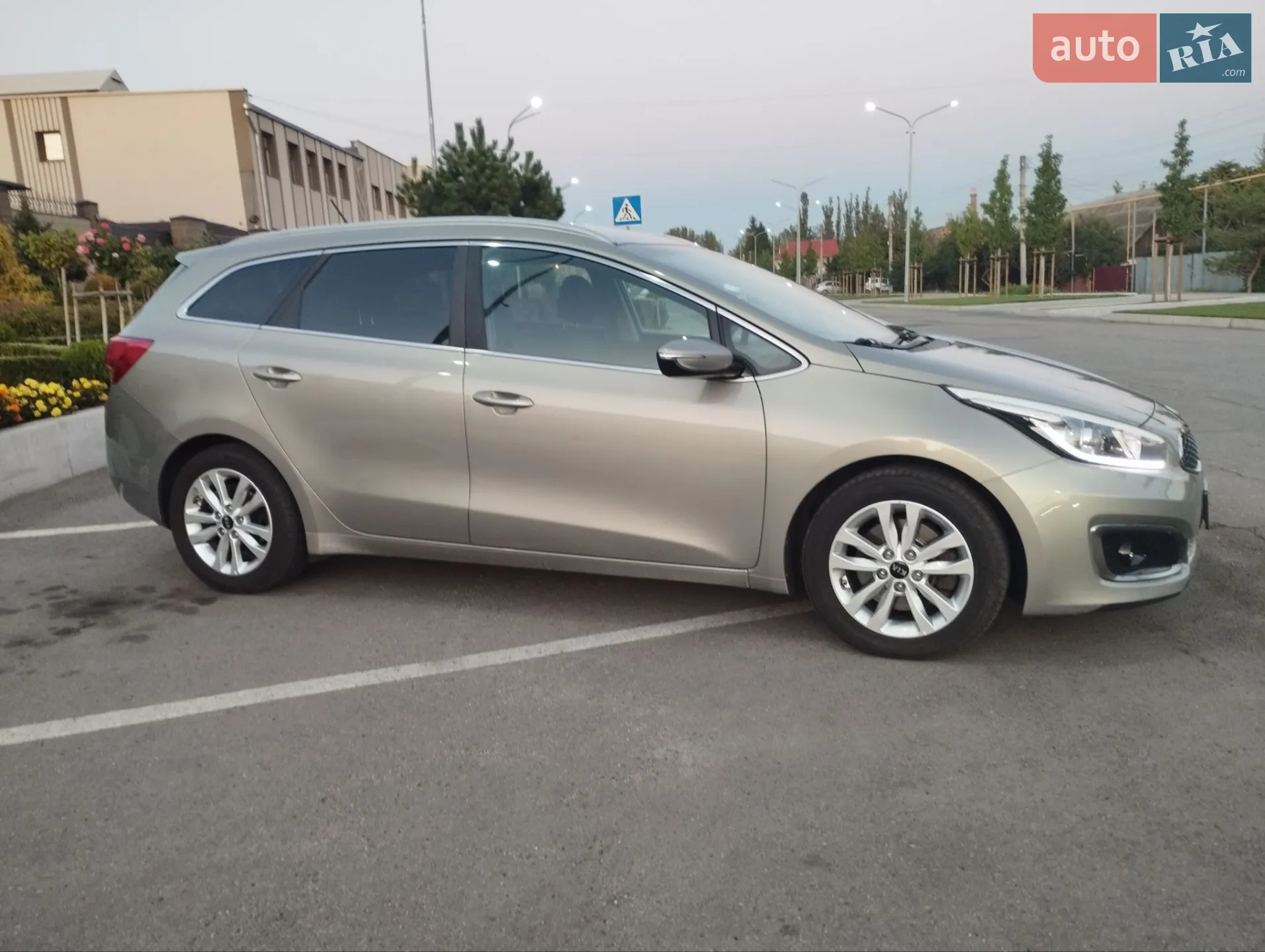 2016 Kia Cee'd - мініатюра 27