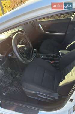 Хэтчбек Kia Ceed 2012 в Львове