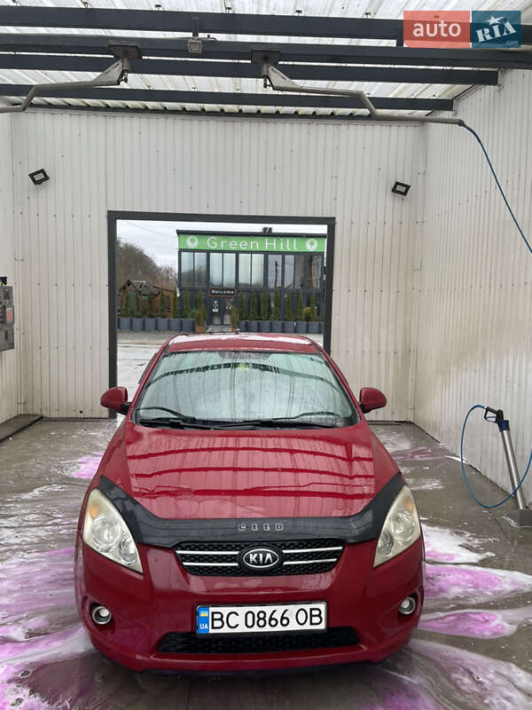 Хэтчбек Kia Ceed 2008 в Дрогобыче