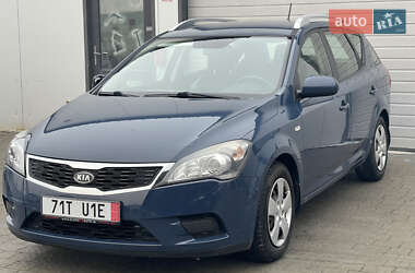 Универсал Kia Ceed 2012 в Мукачево