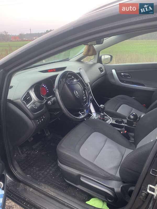 Универсал Kia Ceed 2013 в Калиновке