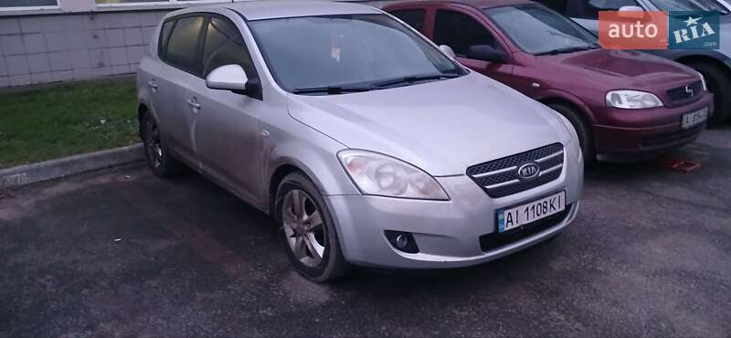 Хетчбек Kia Ceed 2008 в Бучі