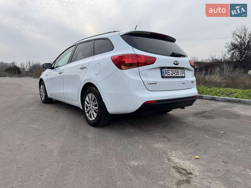 Универсал Kia Ceed 2013 в Днепре фото 10 Универсал Kia Ceed 2013 в Днепре