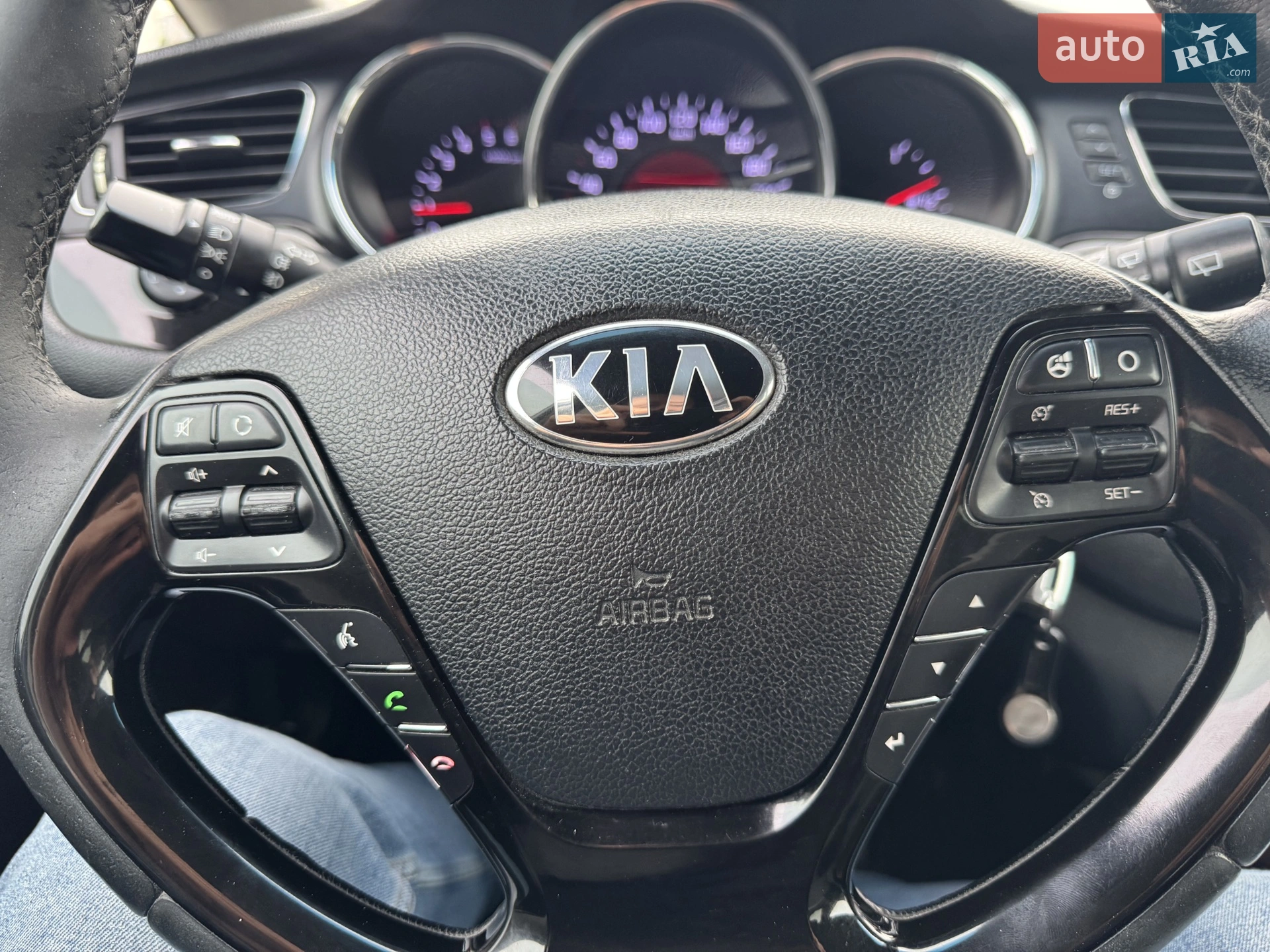 Kia Ceed 2013 VIN U5YHN816AEL055888 фото оголошення 28 з 31