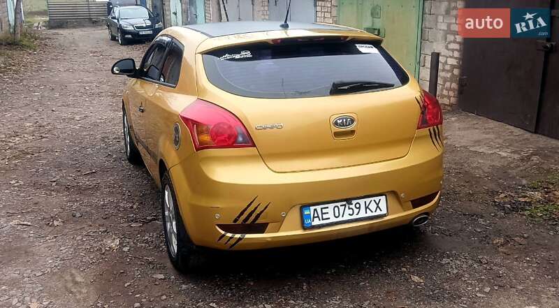 Хетчбек Kia Ceed 2008 в Кривому Розі фото 2 Хетчбек Kia Ceed 2008 в Кривому Розі