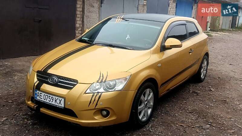 Хетчбек Kia Ceed 2008 в Кривому Розі фото 5 Хетчбек Kia Ceed 2008 в Кривому Розі