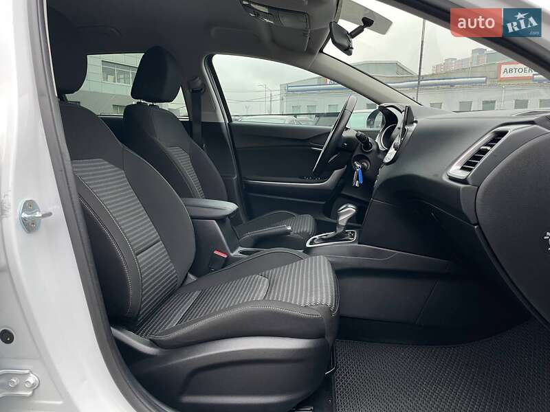 Универсал Kia Ceed 2022 в Киеве