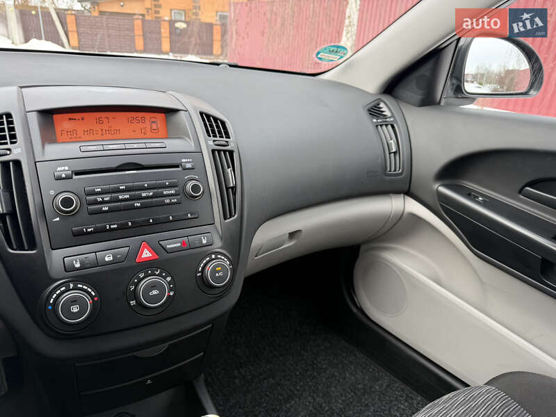 Универсал Kia Ceed 2008 в Борисполе