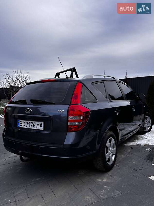 Универсал Kia Ceed 2008 в Дрогобыче