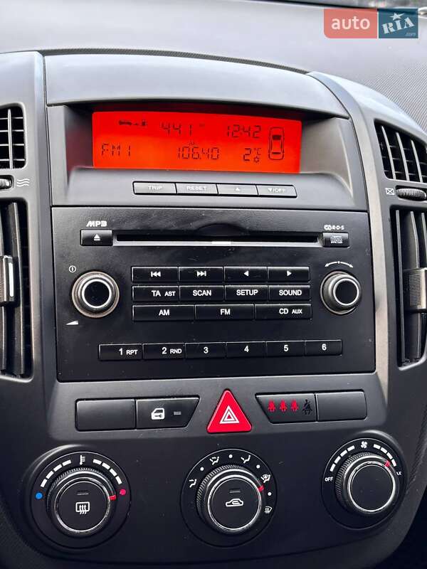 Универсал Kia Ceed 2008 в Дрогобыче