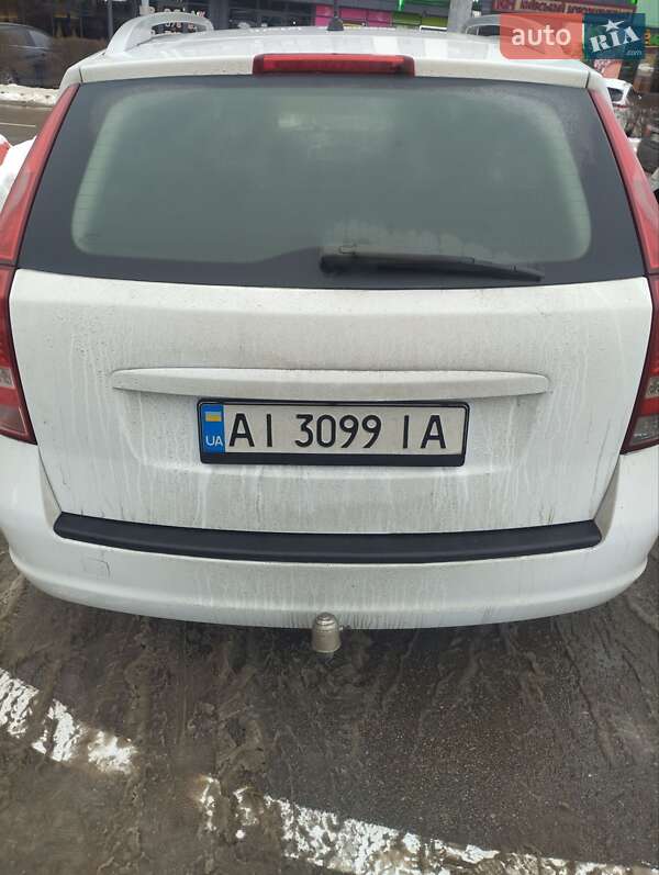Универсал Kia Ceed 2011 в Киеве