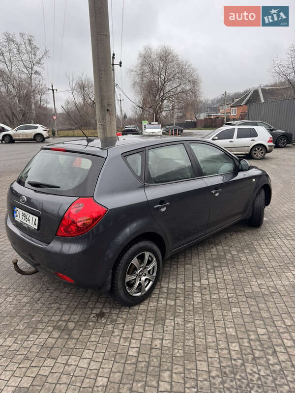 Хэтчбек Kia Ceed 2007 в Полтаве