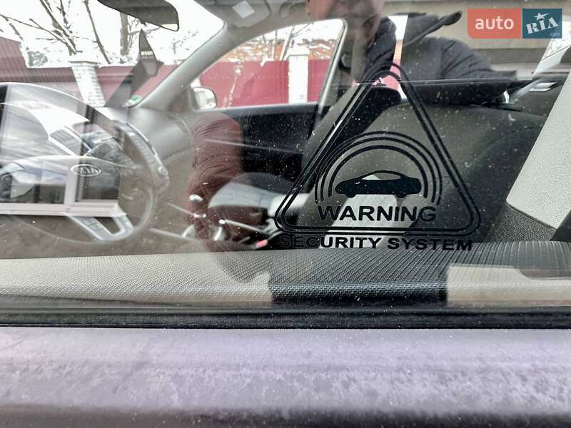 Универсал Kia Ceed 2010 в Умани