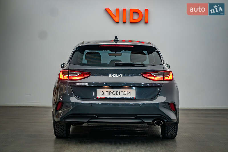 Хэтчбек Kia Ceed 2024 в Киеве