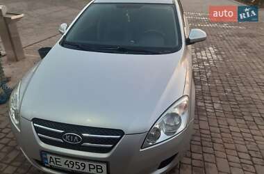 Хэтчбек Kia Ceed 2007 в Кривом Роге