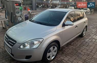Хэтчбек Kia Ceed 2007 в Кривом Роге