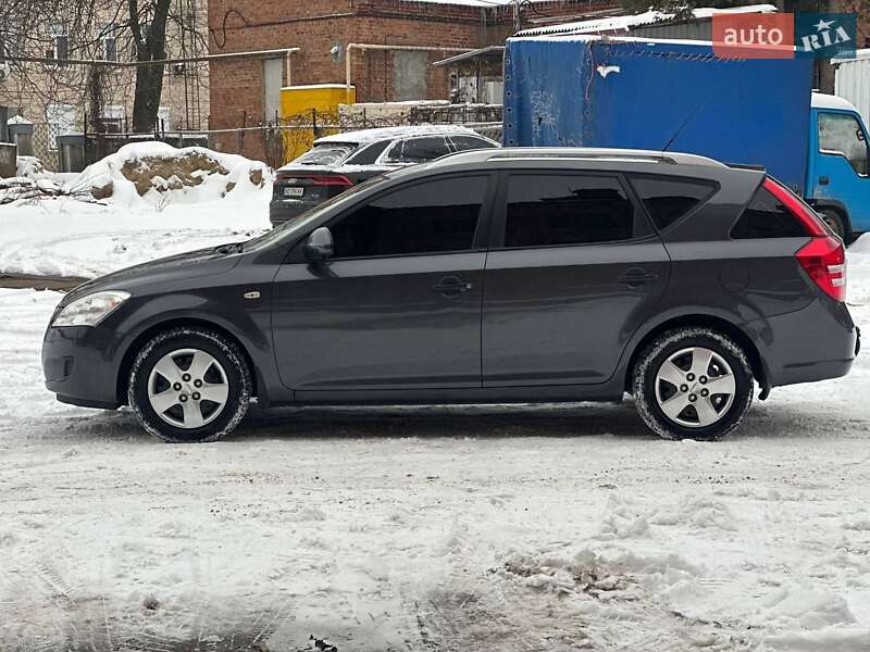 Универсал Kia Ceed 2008 в Житомире