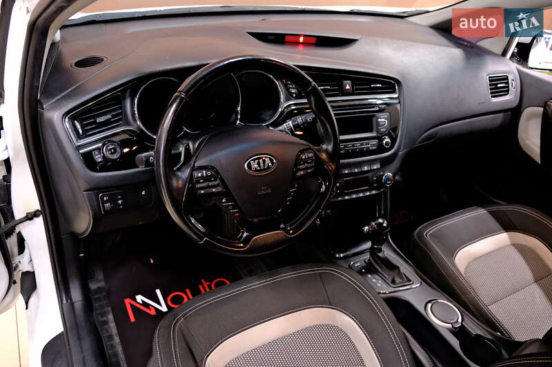 Хетчбек Kia Ceed 2016 в Одесі